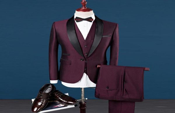 three piece burgundy formal men suits for wedding wear black shawl lapel trim fit groom tuxedos evening party suit jacket pants ve3163275, Black;gray
three piece burgundy formal men suits for wedding wear black shawl lapel trim fit groom tuxedos evening party suit jacket pants ve3163275, Black;gray