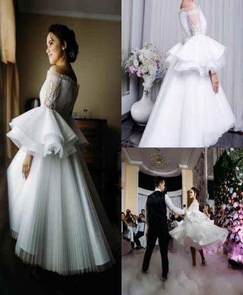 2020 chic white prom dresses off shoulder puffy ruffles long sleeve chiffon pleats high low short evening gowns lace applique occa7749837, Black
2020 chic white prom dresses off shoulder puffy ruffles long sleeve chiffon pleats high low short evening gowns lace applique occa7749837, Black