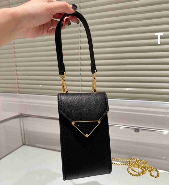 p bag mobile phone bag solid color flap chain handbag women's summer new one shoulder crossbody small square bag lr0z
p bag mobile phone bag solid color flap chain handbag women's summer new one shoulder crossbody small square bag lr0z