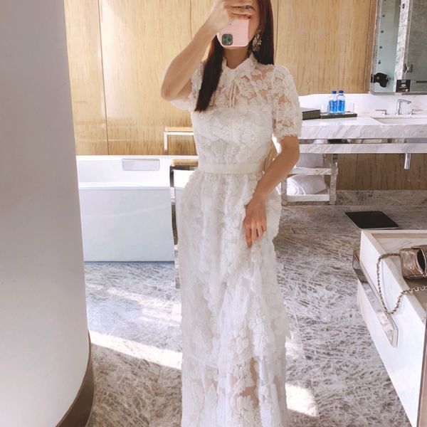 auth self portrait white three-dimensional large flower irregular collar short sleeve dress, Black;gray
auth self portrait white three-dimensional large flower irregular collar short sleeve dress, Black;gray