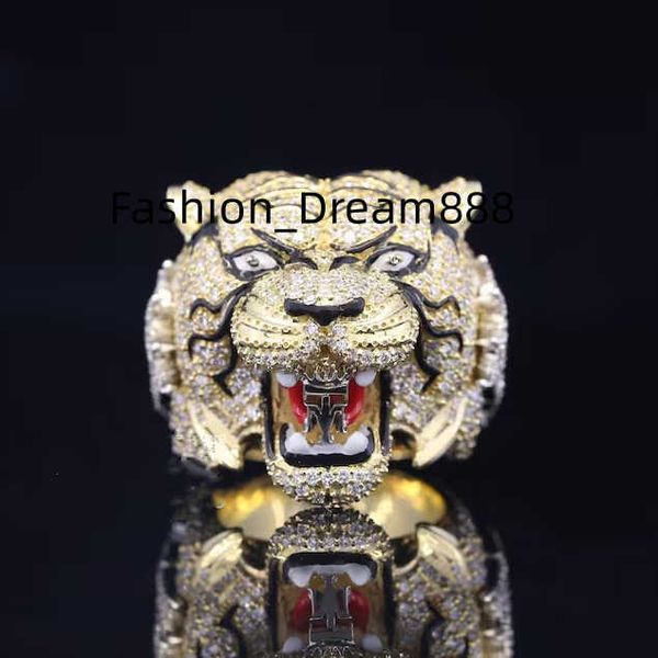 hiphop jewelry custom tiger head iced out ring men's 925 sterling silver vvs moissanite ring
hiphop jewelry custom tiger head iced out ring men's 925 sterling silver vvs moissanite ring