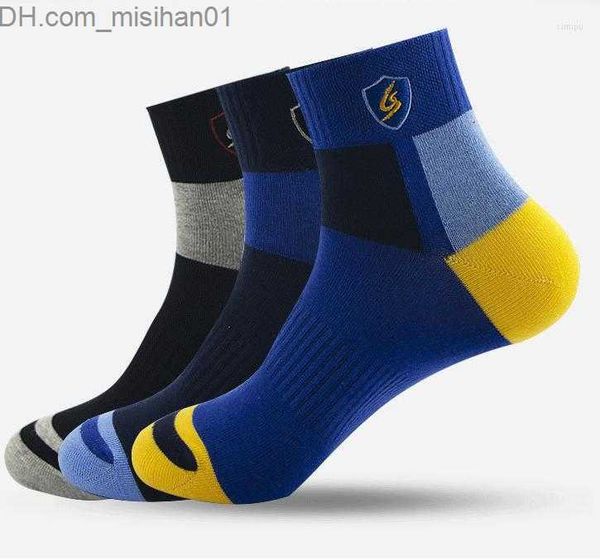 men's socks men's socks cotton for man autumn and winter matching color sports six pairs/box z230630, Black
men's socks men's socks cotton for man autumn and winter matching color sports six pairs/box z230630, Black