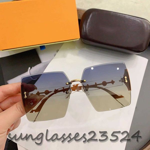 glasses sunglasses women fashion sunglasses hd nylon piece retro style classic fashion casual travel sunglasses gradient lens, White;black
glasses sunglasses women fashion sunglasses hd nylon piece retro style classic fashion casual travel sunglasses gradient lens, White;black