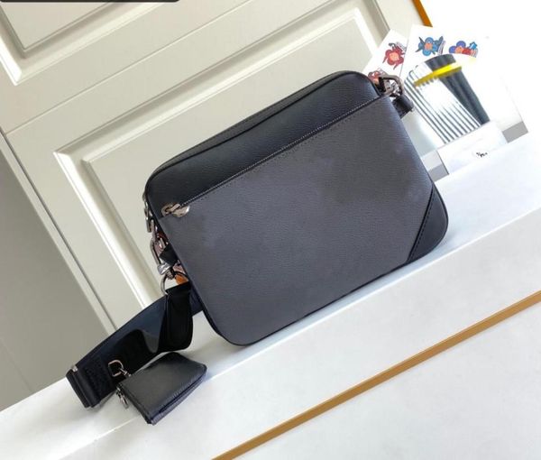 postman bag men039s and women039s leather canvas formal fashion portable size 27216cm m694435918051
postman bag men039s and women039s leather canvas formal fashion portable size 27216cm m694435918051
