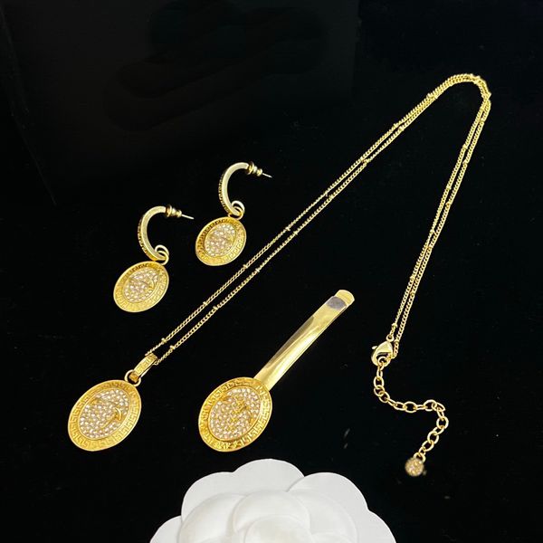 retro oval circular pendant beauty head coin signet brass material necklace hairpin earring set ladies designer jewelry birthday anniversary, Black
retro oval circular pendant beauty head coin signet brass material necklace hairpin earring set ladies designer jewelry birthday anniversary, Black