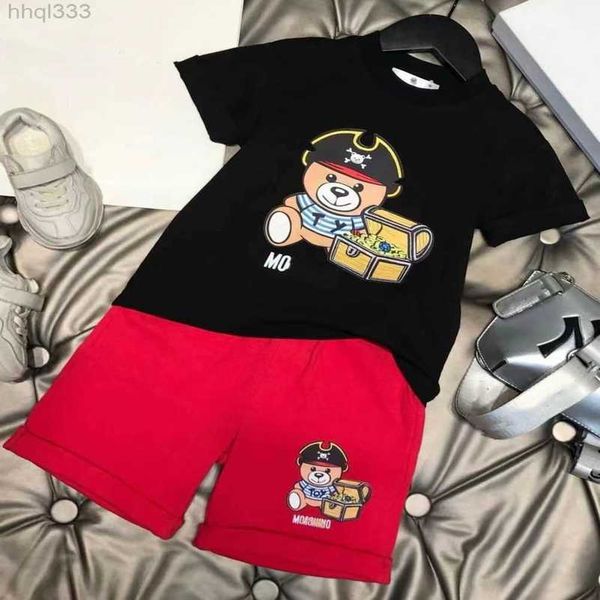 kids designer sets kid two piece set toddler t shirt baby clothes 2 pcs clothing boy girl tracksuits short sleeve suits sportwear luxury sum, White
kids designer sets kid two piece set toddler t shirt baby clothes 2 pcs clothing boy girl tracksuits short sleeve suits sportwear luxury sum, White