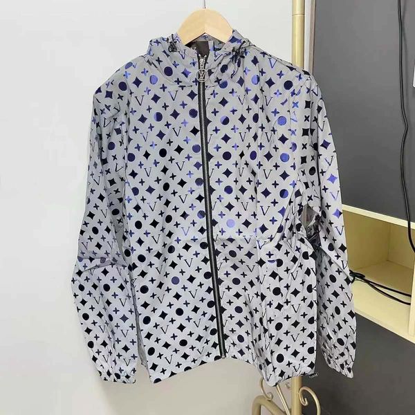 2023 designer mens jacket spring autumn coat fashion hooded jackets sports windbreaker casual zipper coats man outerwear clothing jacket m-3, Black;brown
2023 designer mens jacket spring autumn coat fashion hooded jackets sports windbreaker casual zipper coats man outerwear clothing jacket m-3, Black;brown