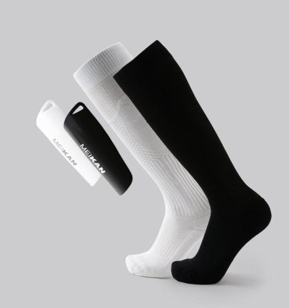 professional football shin guards pads socks sports leg guard sleeves calf protector cotton warm thicken sockings espinilleras4442301, Black;yellow
professional football shin guards pads socks sports leg guard sleeves calf protector cotton warm thicken sockings espinilleras4442301, Black;yellow
