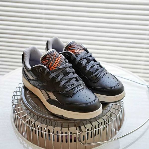 new reebooks bb4000 second-generation cricket shoes for men's basketball shoes color matching casual campus sports shoes
new reebooks bb4000 second-generation cricket shoes for men's basketball shoes color matching casual campus sports shoes