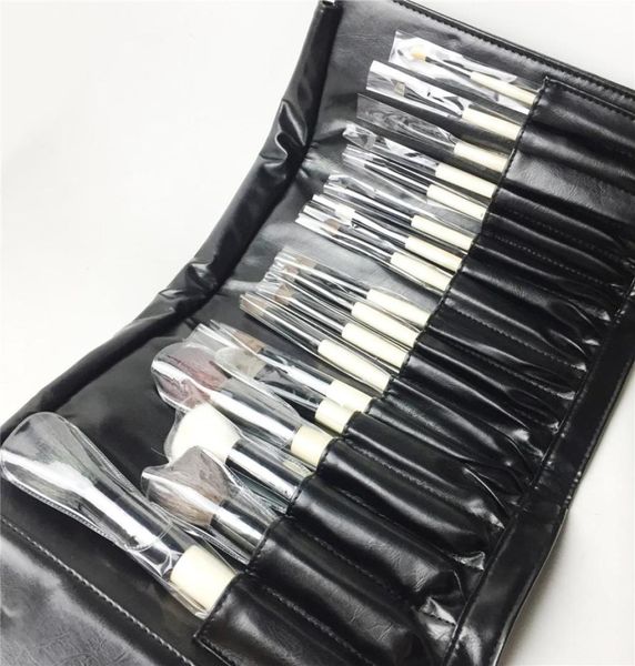 bbseries 18brushes the complete brush set quality wooden handle brush kit beauty makeup brushes blender tool1471794
bbseries 18brushes the complete brush set quality wooden handle brush kit beauty makeup brushes blender tool1471794