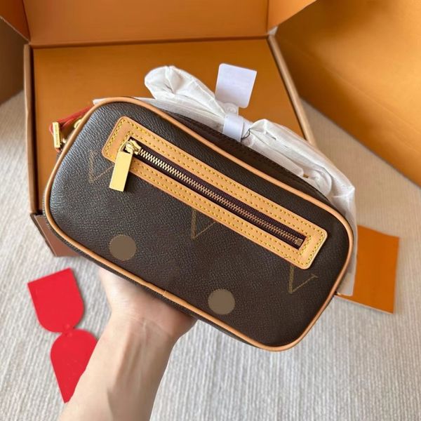 2023 woman designer bag shoulder bag luxury crossbody camera bags small flap lady totes print flower letter 5a quality
2023 woman designer bag shoulder bag luxury crossbody camera bags small flap lady totes print flower letter 5a quality