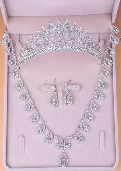 wedding bridal crown earrings necklace 2017 bridal jewelry sets shining rhinestones formal party wear jewelry set quinceanera wear9411554, White
wedding bridal crown earrings necklace 2017 bridal jewelry sets shining rhinestones formal party wear jewelry set quinceanera wear9411554, White