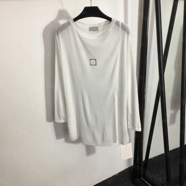 23ss tee womens t-shirt womens designer clothing round neck pure cotton rubber logo under the spread of long-sleeved t-shirt sunscreen women, White
23ss tee womens t-shirt womens designer clothing round neck pure cotton rubber logo under the spread of long-sleeved t-shirt sunscreen women, White