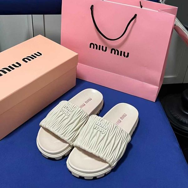2023 mius sandals beach designer shoes women slide summer new family slippers for wear in luxury style flat bottom square 3 zoyy
2023 mius sandals beach designer shoes women slide summer new family slippers for wear in luxury style flat bottom square 3 zoyy