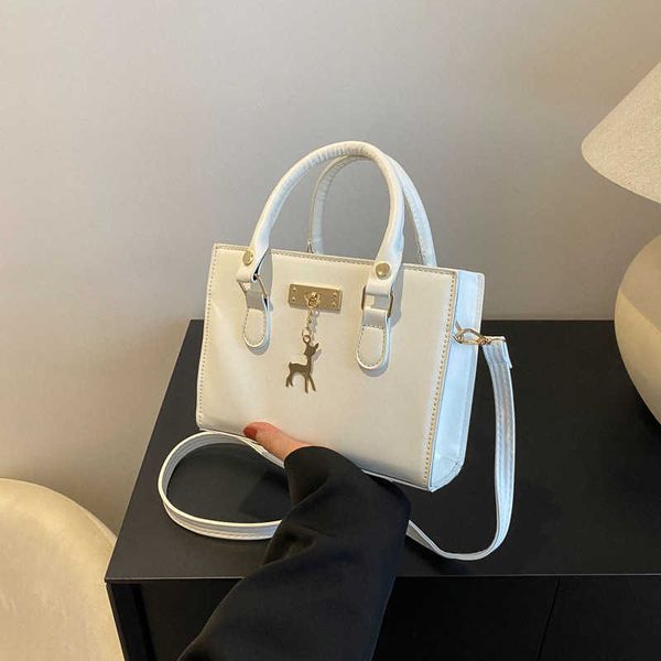 handbag spring new temperament killer bag handbag fashion commuter bag small square bag crossbody bag
handbag spring new temperament killer bag handbag fashion commuter bag small square bag crossbody bag