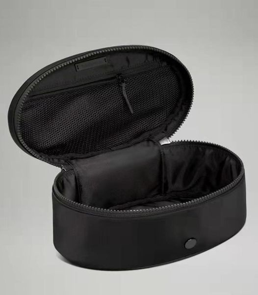 outdoor bags women oval kit 35l gym makeup storage bags cosmetic bag fanny pack purses8016692
outdoor bags women oval kit 35l gym makeup storage bags cosmetic bag fanny pack purses8016692