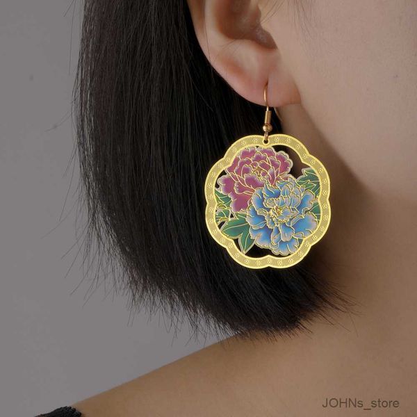 stud vintage ethnic hollow peony flower earrings for women trendy painting statement wedding earrings jewelry r230630, Golden;silver
stud vintage ethnic hollow peony flower earrings for women trendy painting statement wedding earrings jewelry r230630, Golden;silver