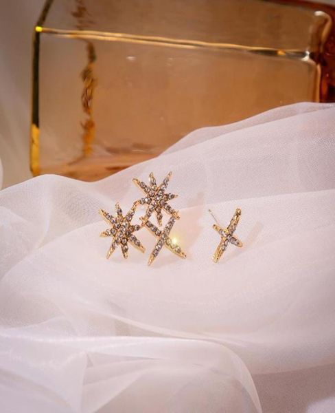 korean style elegant star earrings female asymmetric highend snowflake 2021 stud5358289, Golden;silver
korean style elegant star earrings female asymmetric highend snowflake 2021 stud5358289, Golden;silver
