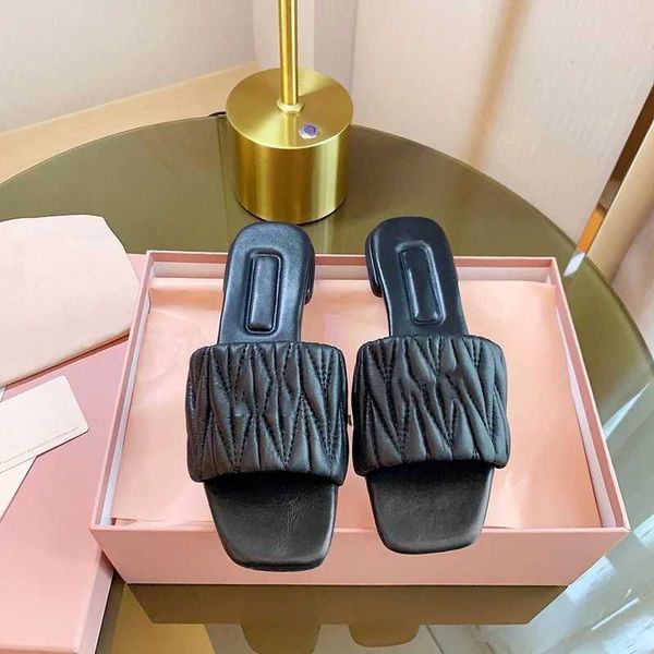 sandals mius beach shoes women slide family designer slippers same style sheepskin diamond fairy sandal versatile letters on outside mytb
sandals mius beach shoes women slide family designer slippers same style sheepskin diamond fairy sandal versatile letters on outside mytb