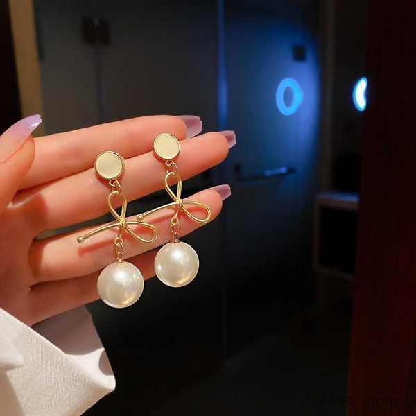 stud new pearl versatile personalized sweet earrings for women fashion earring daily birthday party jewelry gifts r230630, Golden;silver
stud new pearl versatile personalized sweet earrings for women fashion earring daily birthday party jewelry gifts r230630, Golden;silver