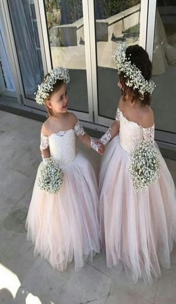 2022 romantic off the shoulder flower girls dresses for wedding bride illusion long lace sleeves tulle champagne designer kids dre9922969, White;blue
2022 romantic off the shoulder flower girls dresses for wedding bride illusion long lace sleeves tulle champagne designer kids dre9922969, White;blue