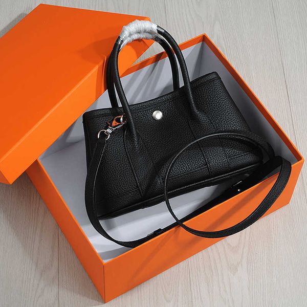 original designer bags h home bag exquisite women's 2023 new fashion mini garden small leather group portable messenger 353h
original designer bags h home bag exquisite women's 2023 new fashion mini garden small leather group portable messenger 353h