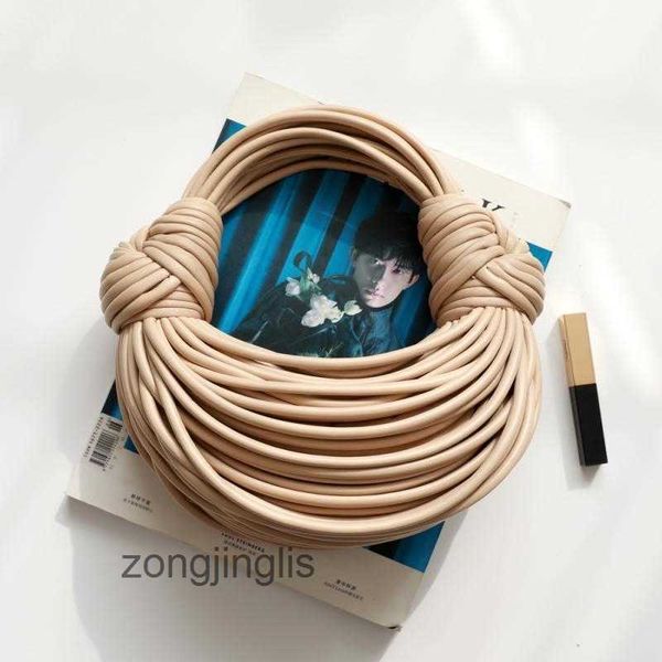 women's bottegas bags designer large tote bag venetas handbags 2023 lamian noodles bag knot small design fashion handbag hand held wove
women's bottegas bags designer large tote bag venetas handbags 2023 lamian noodles bag knot small design fashion handbag hand held wove