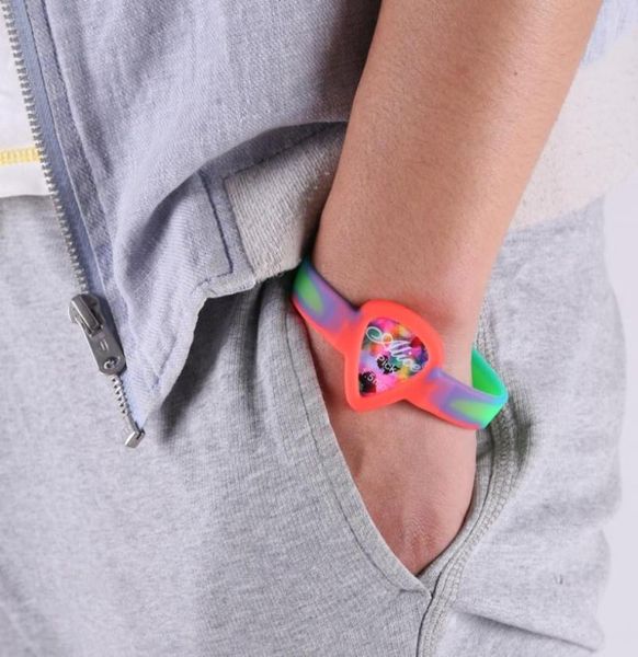 50pcs whole quickly use guitar picks convenient rubber guitars pick storage bracelet wristband personality1978928
50pcs whole quickly use guitar picks convenient rubber guitars pick storage bracelet wristband personality1978928