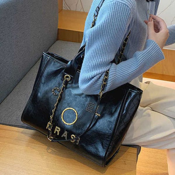 luxury fashion women's hand bags beach bag brand metal badge classic totes handbags small mini pearl handbag female capacity large leat, Black;red
luxury fashion women's hand bags beach bag brand metal badge classic totes handbags small mini pearl handbag female capacity large leat, Black;red
