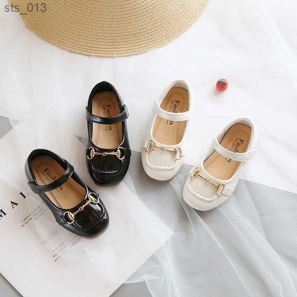 girl's mary janes metal chain black beige elegant autumn children leather shoes flat cover toe stylish 21-30 kids single shoes l230518, Black;red
girl's mary janes metal chain black beige elegant autumn children leather shoes flat cover toe stylish 21-30 kids single shoes l230518, Black;red