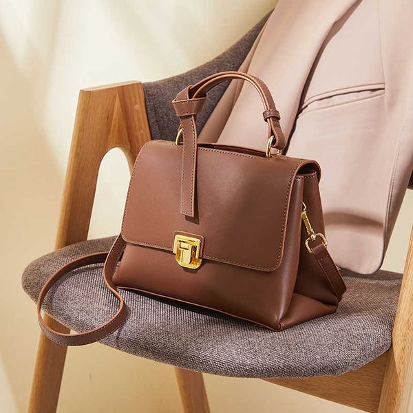bag new bag autumn winter fashion leather women's bag single shoulder messenger bag fashion versatile large capacity handbag
bag new bag autumn winter fashion leather women's bag single shoulder messenger bag fashion versatile large capacity handbag
