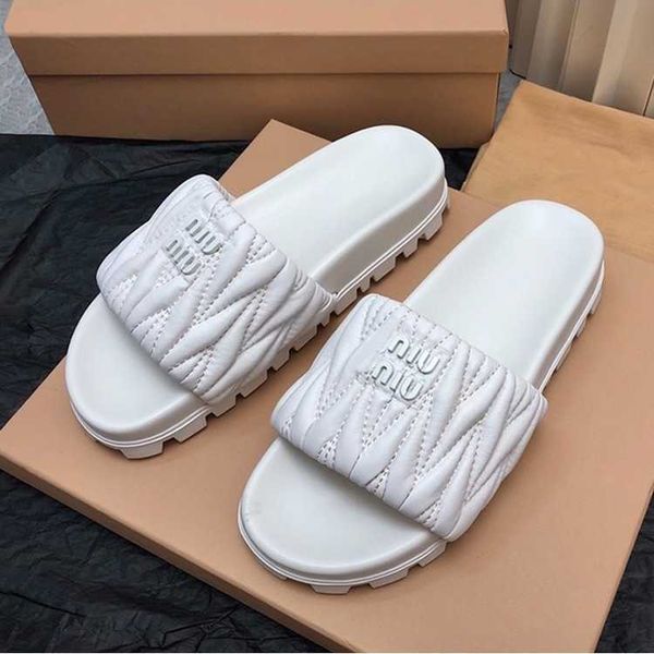 slide mius sandals beach designer shoes sheepskin women mesh red drag thick bottom elevated women's outwear wrinkle genuine leather fre
slide mius sandals beach designer shoes sheepskin women mesh red drag thick bottom elevated women's outwear wrinkle genuine leather fre