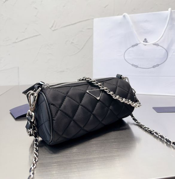 the new 2023 portable bags for ladies designers duehesse tote mini bag women shoulder handbags
the new 2023 portable bags for ladies designers duehesse tote mini bag women shoulder handbags