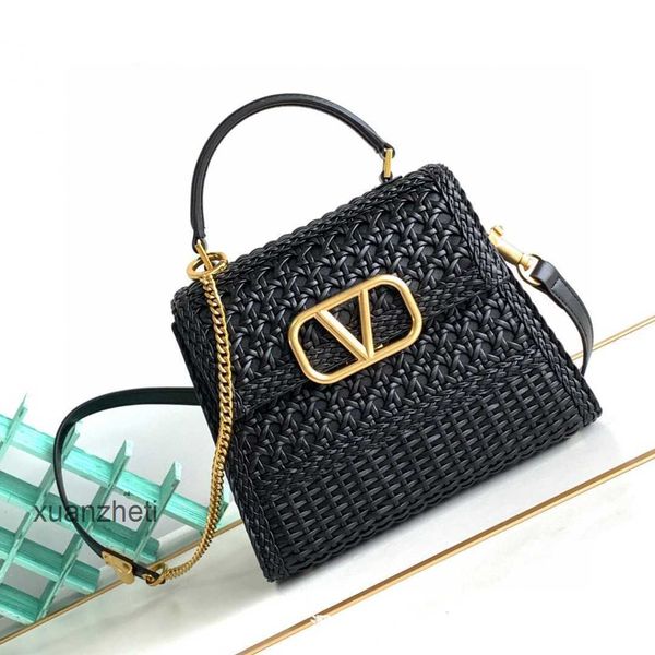 bagpack beach bags crossbody wallet designer valentino bag purse saddle women handbag puff woven leather design cowhide handbag ten0
bagpack beach bags crossbody wallet designer valentino bag purse saddle women handbag puff woven leather design cowhide handbag ten0