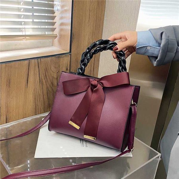 large capacity bag women's new simple scarf casual tote bag solid color fashionable one shoulder handbag
large capacity bag women's new simple scarf casual tote bag solid color fashionable one shoulder handbag