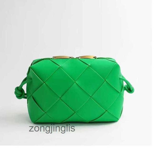green leather square venetas bags messenger small the tote bag designer for luxury woven bottegas cassettes camera wome shoulder 6qti
green leather square venetas bags messenger small the tote bag designer for luxury woven bottegas cassettes camera wome shoulder 6qti