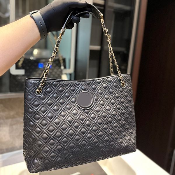 totes bags designer brand bag crossbody genuine leather luxury handbags fashion shoulder bag lady women letter purse wallet plain artwork
totes bags designer brand bag crossbody genuine leather luxury handbags fashion shoulder bag lady women letter purse wallet plain artwork
