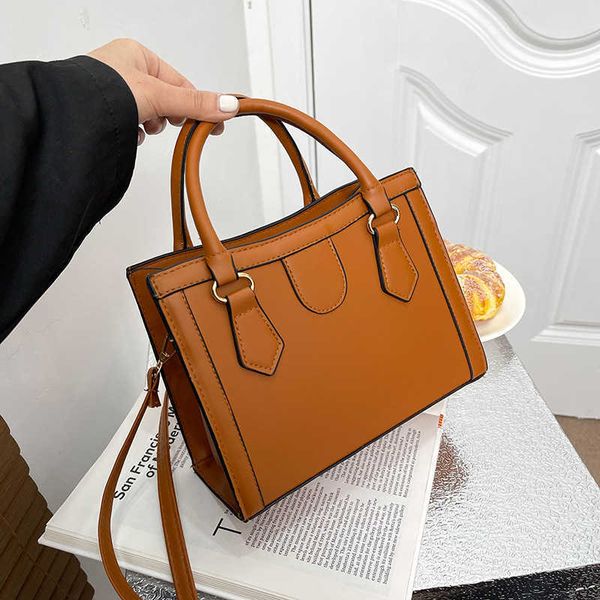 small square bag women's killer new fashion simple one shoulder tote bag women's handheld crossbody bag
small square bag women's killer new fashion simple one shoulder tote bag women's handheld crossbody bag