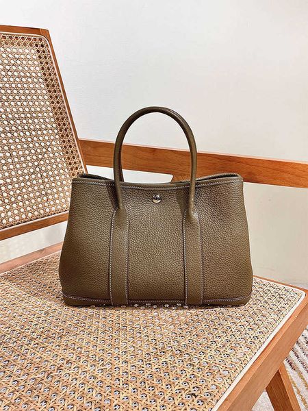 original designer bags h home baotou layer garden cowhide casual simple handbag large capacity lightweight bridal wedding bag tote gift 1 i8
original designer bags h home baotou layer garden cowhide casual simple handbag large capacity lightweight bridal wedding bag tote gift 1 i8