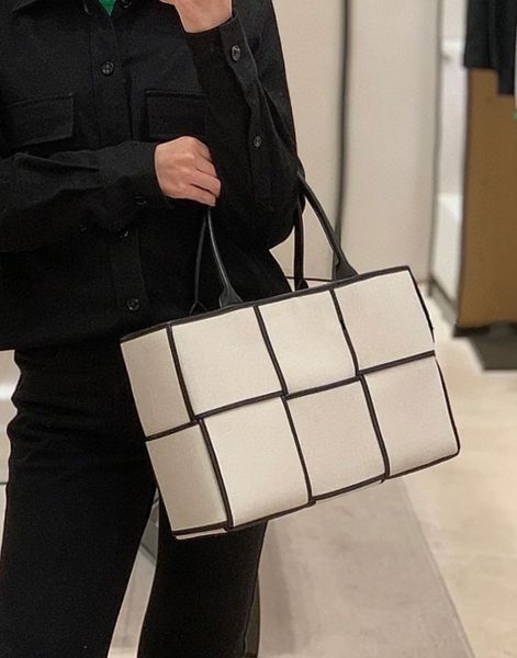 quality shoulder bags arco tote bag canvas leather bag 2pc lady woman shopping holiday travel handbag large capacity luxury fashion black wh
quality shoulder bags arco tote bag canvas leather bag 2pc lady woman shopping holiday travel handbag large capacity luxury fashion black wh