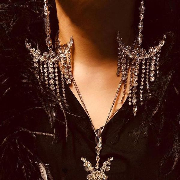 tassel earrings, rhinestones, chaoshan sailboat shape, exaggerated personality, niche design, banquet dress accessories, female, Silver
tassel earrings, rhinestones, chaoshan sailboat shape, exaggerated personality, niche design, banquet dress accessories, female, Silver