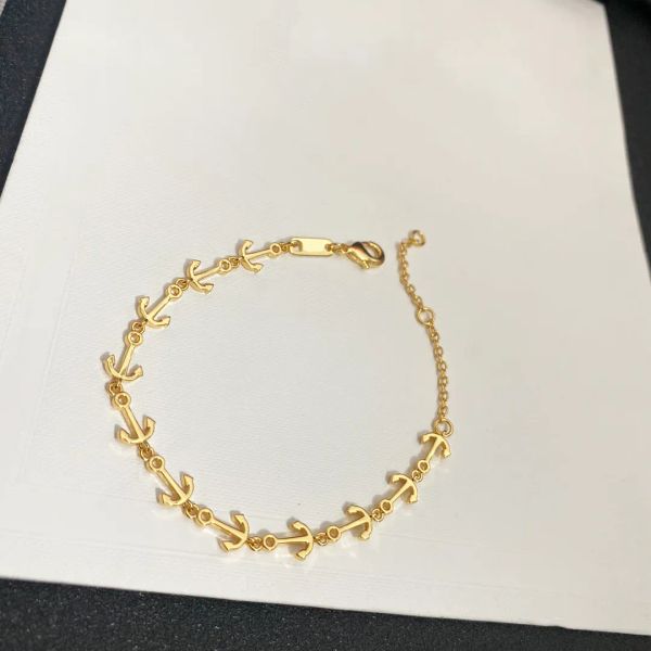 luxury designer bracelet anchor charm bracelets elegant fashion 18k gold plated chain women girls couple holiday birthday party gifts, Golden;silver
luxury designer bracelet anchor charm bracelets elegant fashion 18k gold plated chain women girls couple holiday birthday party gifts, Golden;silver
