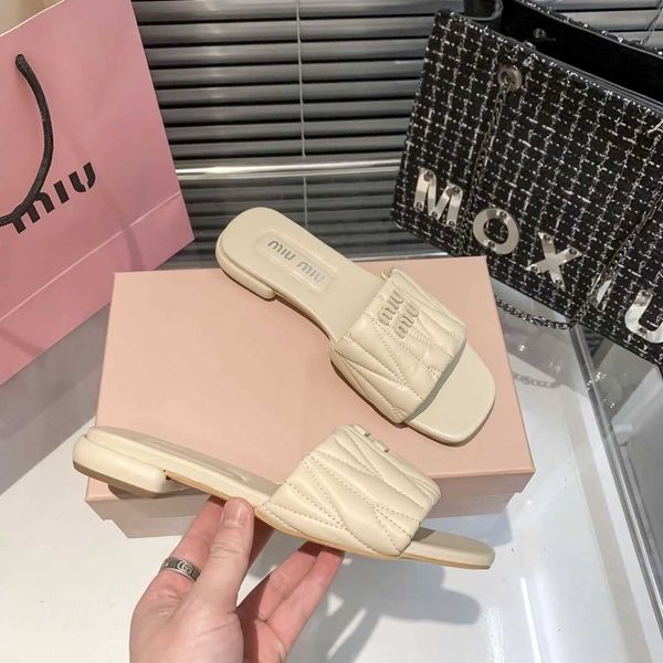 mius beach shoes women slide designer sandals family candy color pleated square slippers for women's summer new fashion flat bottom wea
mius beach shoes women slide designer sandals family candy color pleated square slippers for women's summer new fashion flat bottom wea