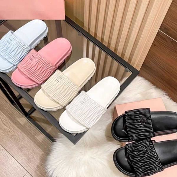 mius beach shoes women slide designer sandals 2023 summer new thick sole lazy slippers wearing versatile casual on outside for 5y12
mius beach shoes women slide designer sandals 2023 summer new thick sole lazy slippers wearing versatile casual on outside for 5y12