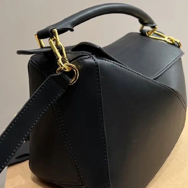 messenger designer bag genuine leather handbag shoulder bucket woman bags puzzle clutch totes crossbody geometry square contrast color patch
messenger designer bag genuine leather handbag shoulder bucket woman bags puzzle clutch totes crossbody geometry square contrast color patch