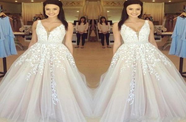 2017 luxury women prom dress plunging tulle appliques v neck party dresses evening gowns sweep train celebrity pageant dress4461216, Black
2017 luxury women prom dress plunging tulle appliques v neck party dresses evening gowns sweep train celebrity pageant dress4461216, Black