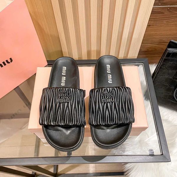 mius beach shoes women slide designer sandals sheepskin pleated round slippers for women's summer new fashion flat bottom external wear
mius beach shoes women slide designer sandals sheepskin pleated round slippers for women's summer new fashion flat bottom external wear