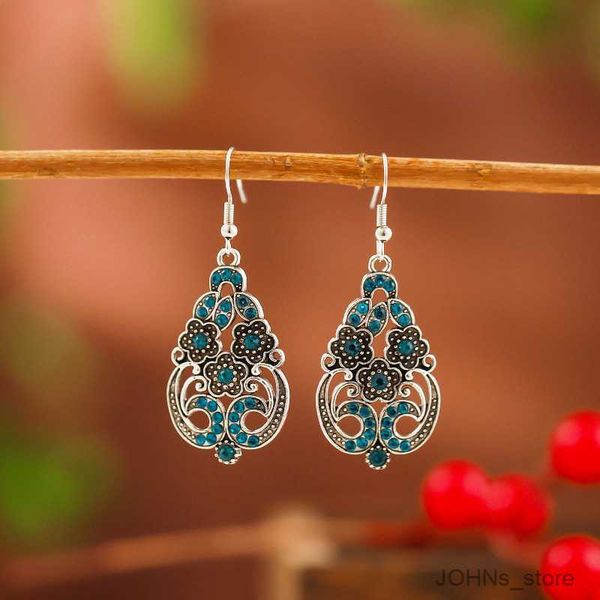 stud vintage ethnic blue flower earrings female drop earrings silver hollow geometric party wedding jewelry gift r230630, Golden;silver
stud vintage ethnic blue flower earrings female drop earrings silver hollow geometric party wedding jewelry gift r230630, Golden;silver