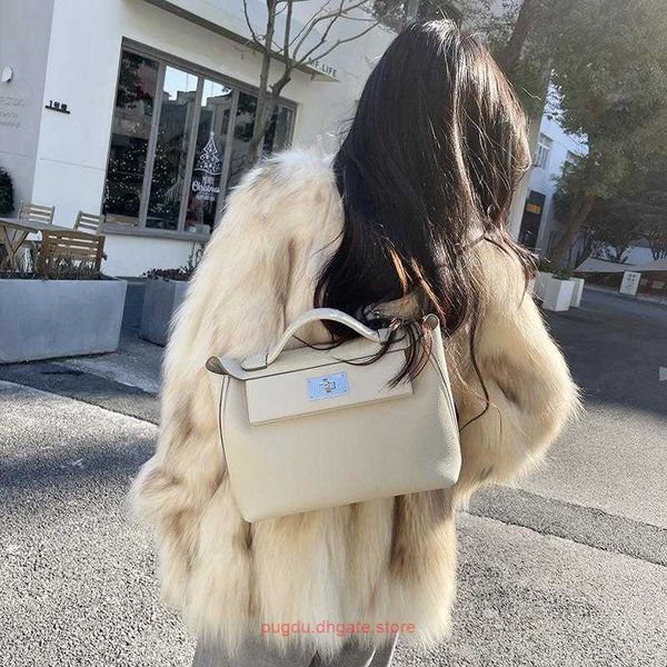 h home original tote bags online store women's bag 2023 new trendy high end fashion genuine leather 2424 large handheld commuter should
h home original tote bags online store women's bag 2023 new trendy high end fashion genuine leather 2424 large handheld commuter should