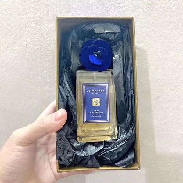cologne designer perfumes malone lodon myrrh tonka man 100ml perfume long lasting good smell woman spray fragrance
cologne designer perfumes malone lodon myrrh tonka man 100ml perfume long lasting good smell woman spray fragrance